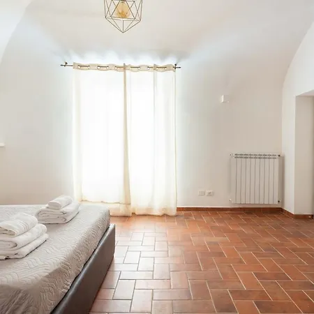 Navona 7 Apartment