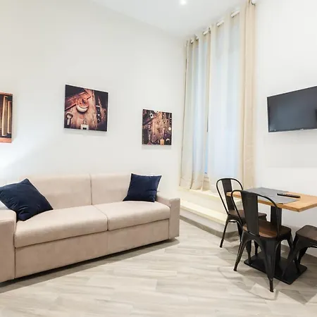 Navona 7 Apartment